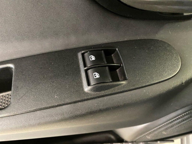 Lancia Ypsilon usata a Torino (12)