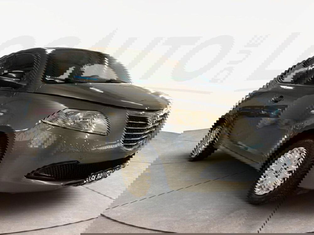 Lancia Ypsilon usata a Torino (2)