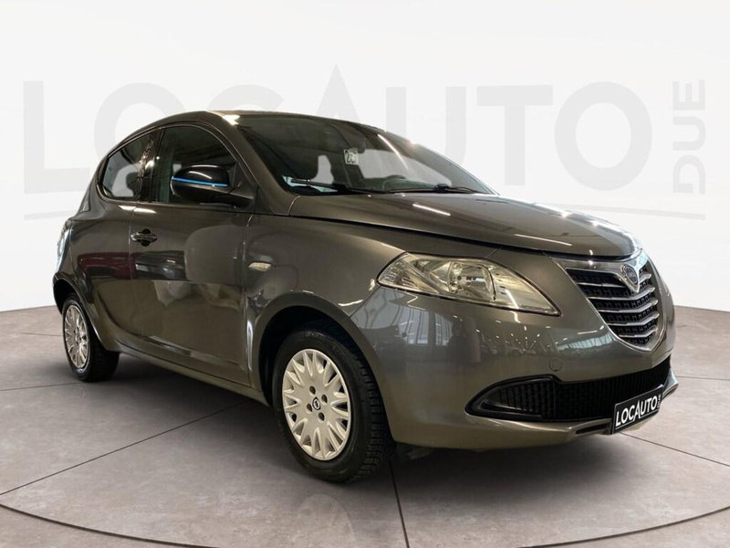 Lancia Ypsilon usata a Torino (2)
