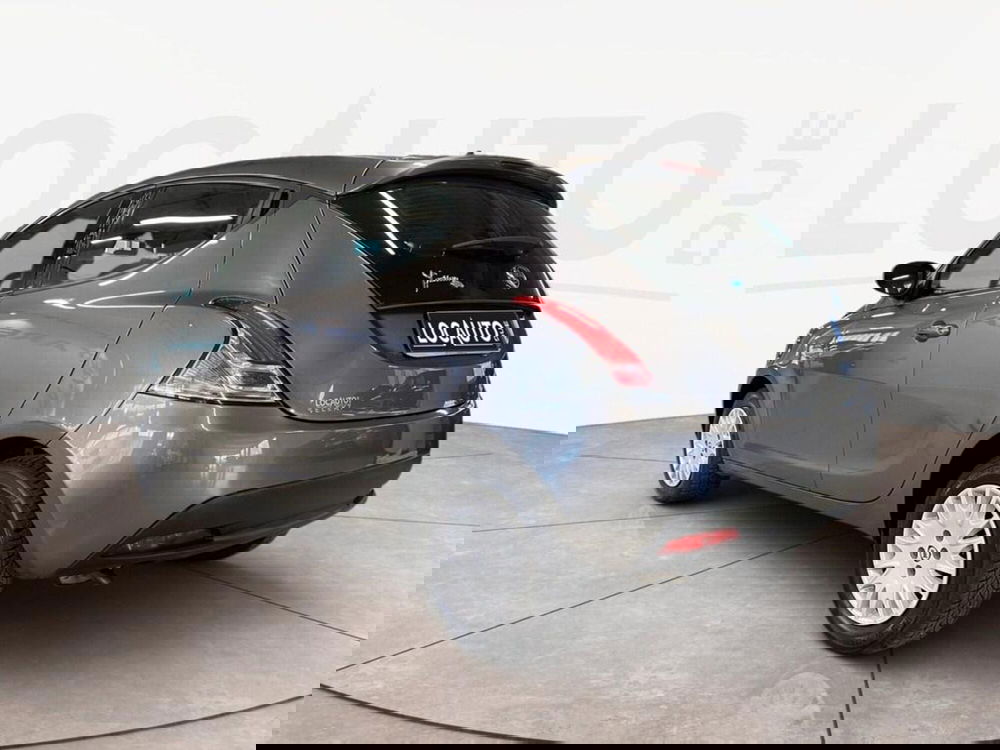 Lancia Ypsilon usata a Torino (4)