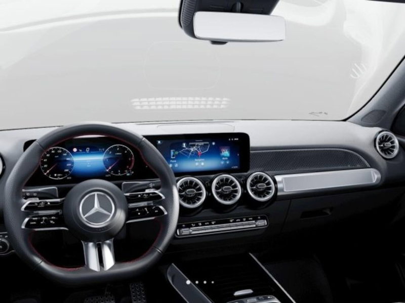 Mercedes-Benz GLB nuova a Verona (5)