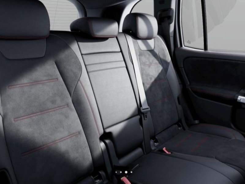 Mercedes-Benz GLB nuova a Verona (7)