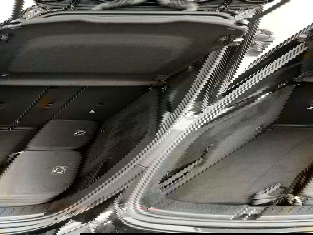 Mercedes-Benz GLA SUV usata a Verona (13)