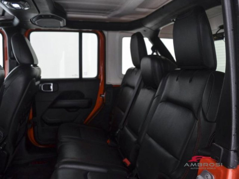 Jeep Wrangler Unlimited usata a Perugia (10)