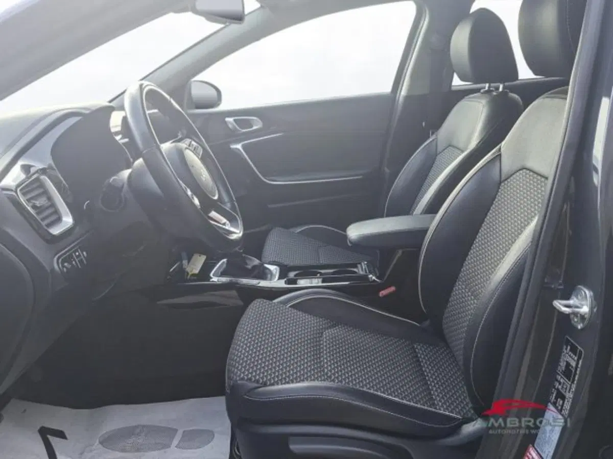 Kia XCeed usata a Perugia (10)