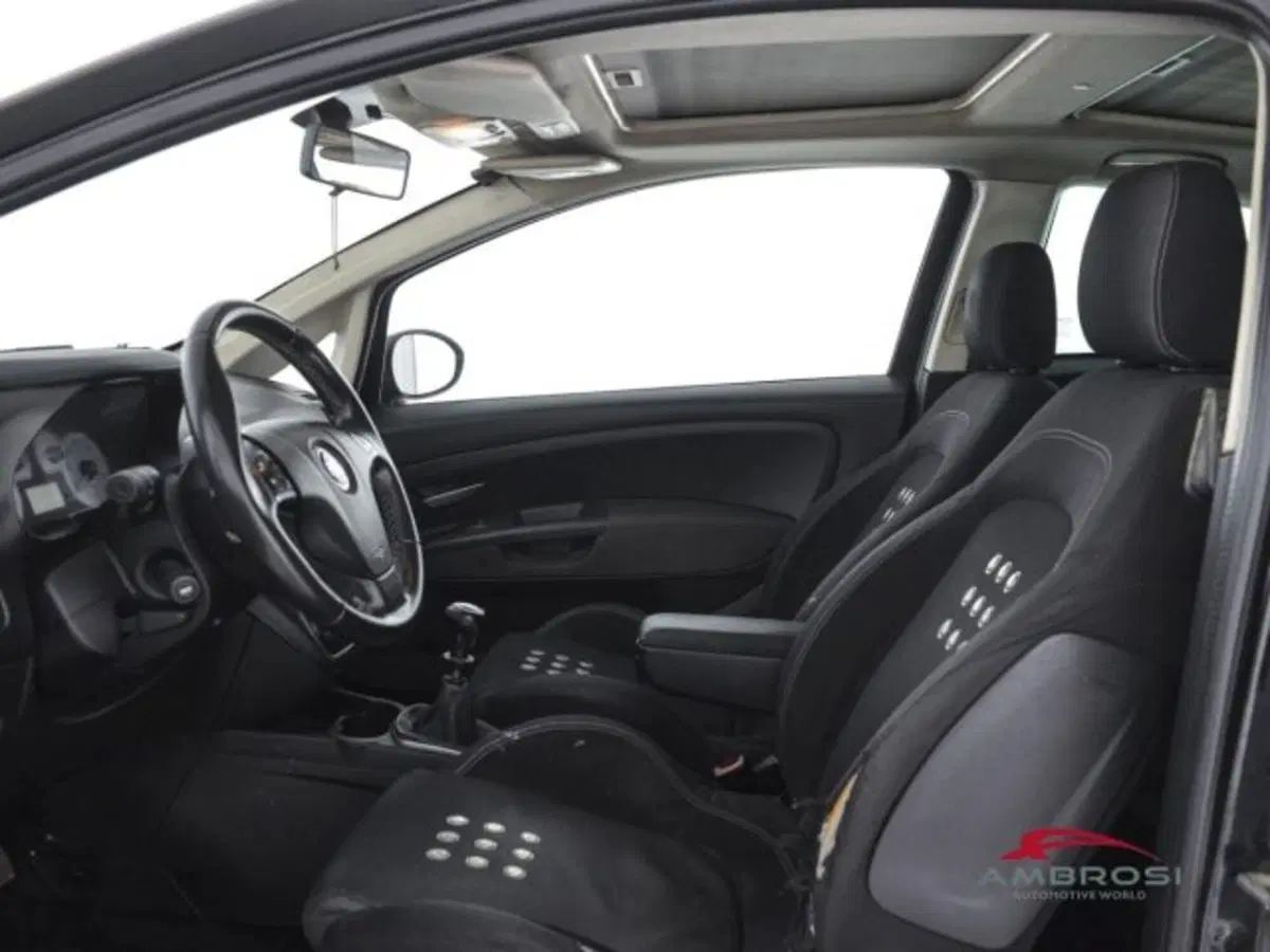 Fiat Grande Punto usata a Perugia (9)