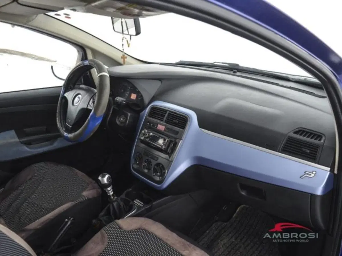 Fiat Grande Punto usata a Perugia (12)