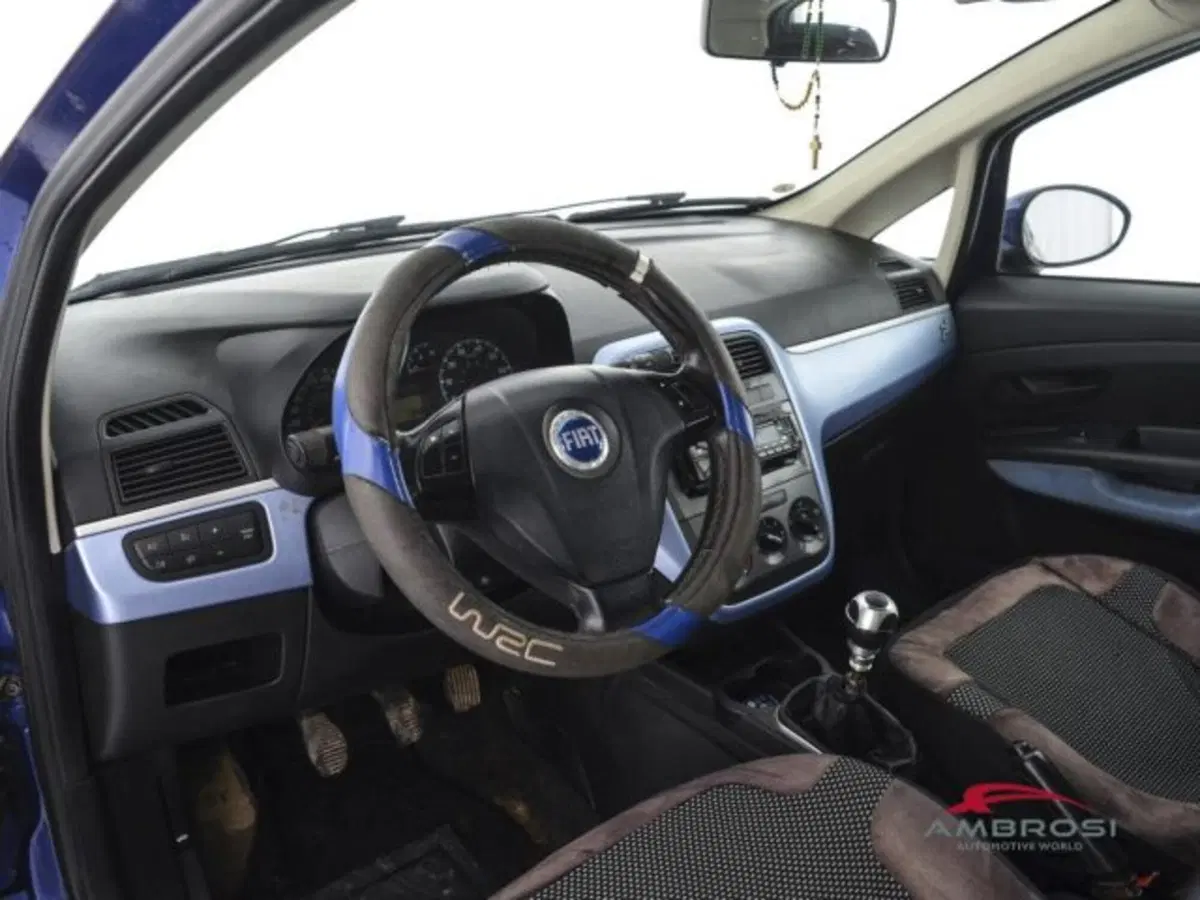 Fiat Grande Punto usata a Perugia (8)