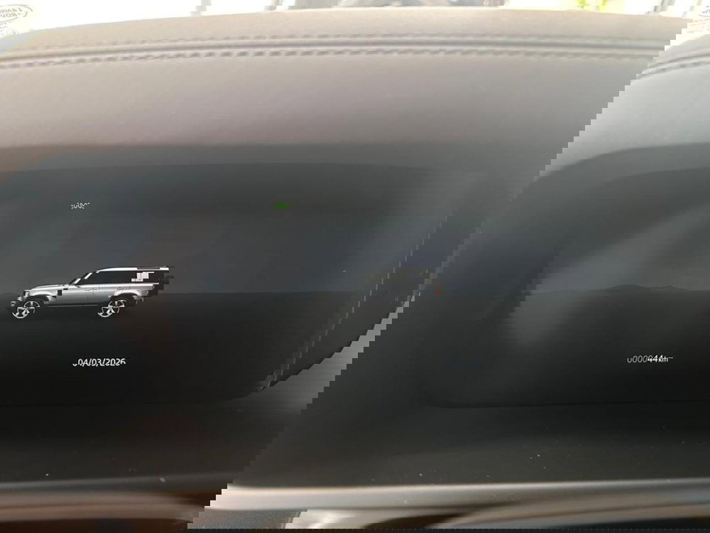 Land Rover Defender nuova a Varese (8)