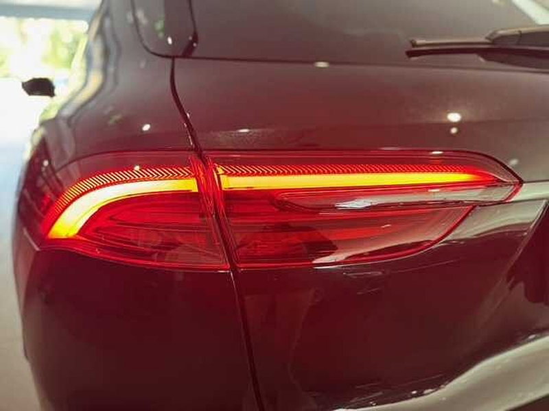 Maserati Grecale usata a Genova (16)