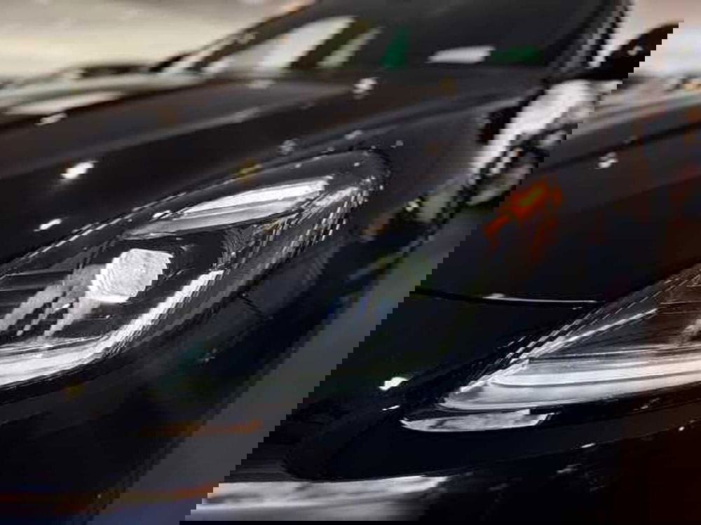 Maserati Grecale usata a Genova (7)