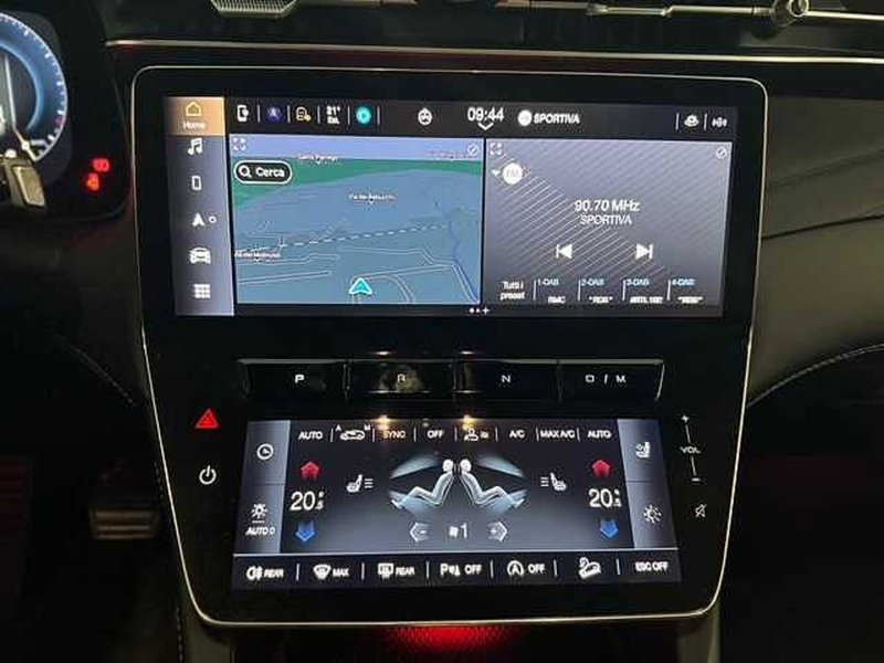 Maserati Grecale usata a Genova (9)