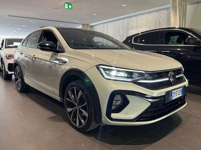 Volkswagen Taigo 1.0 TSI 110 CV R-Line del 2023 usata a Genova