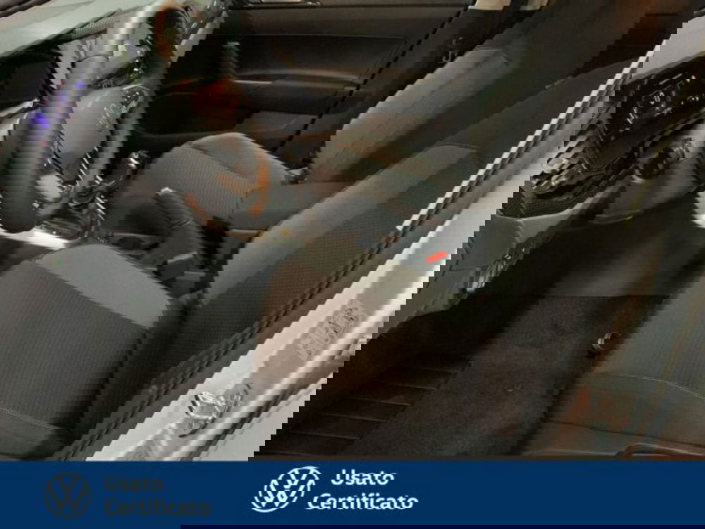 Volkswagen Polo nuova a Vicenza (6)