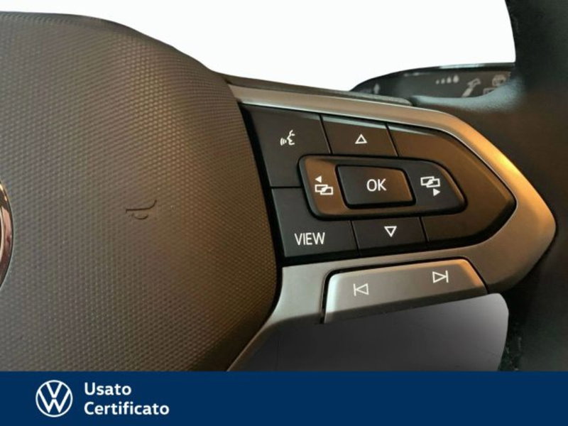 Volkswagen Polo nuova a Vicenza (8)