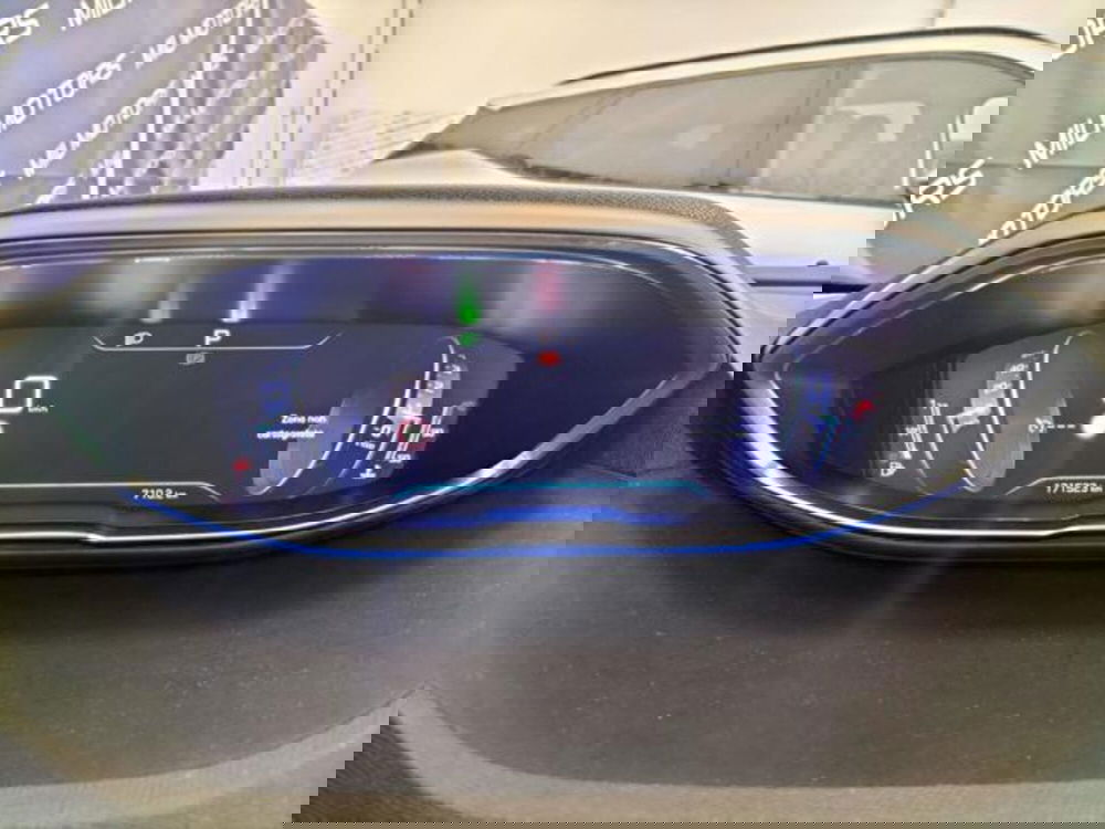 Peugeot 3008 usata a Messina (16)