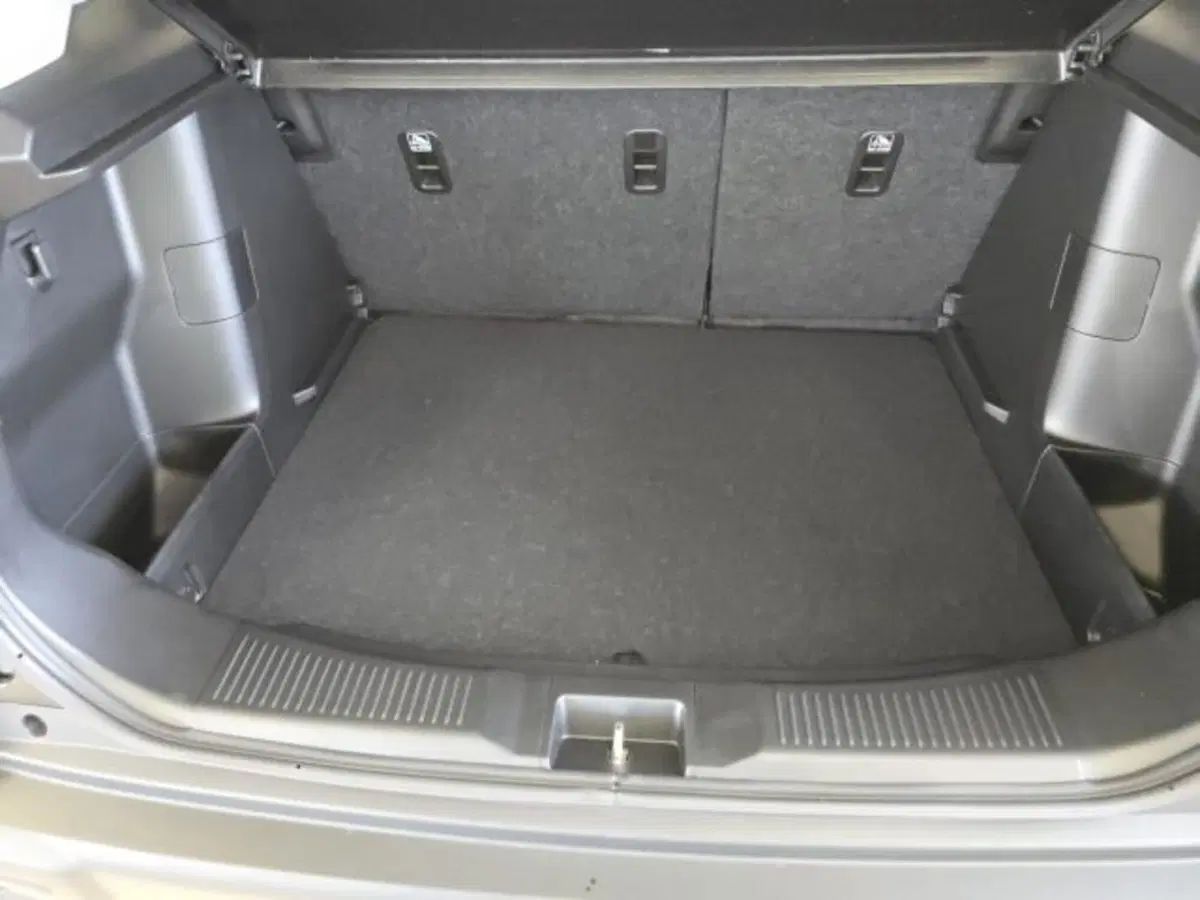 Suzuki S-Cross nuova a Reggio Emilia (15)