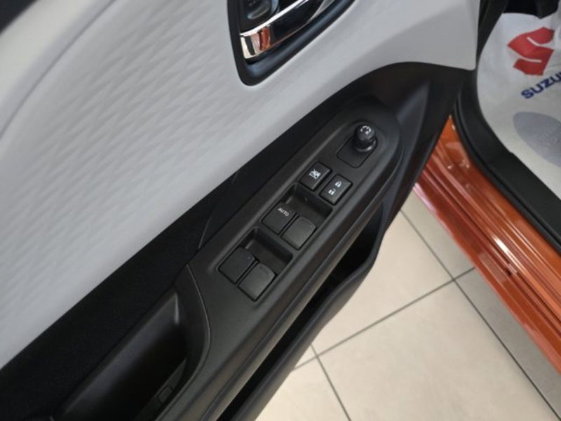 Suzuki Swift nuova a Reggio Emilia (20)