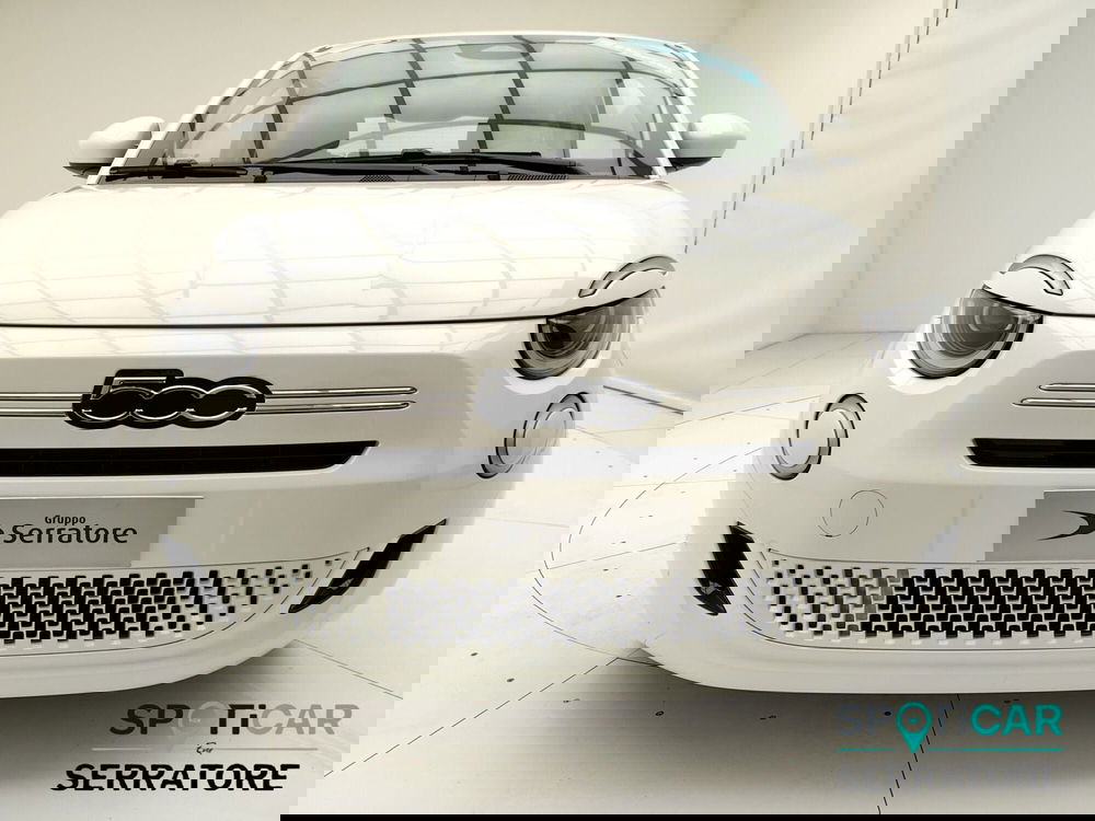 Fiat 500 nuova a Como (2)