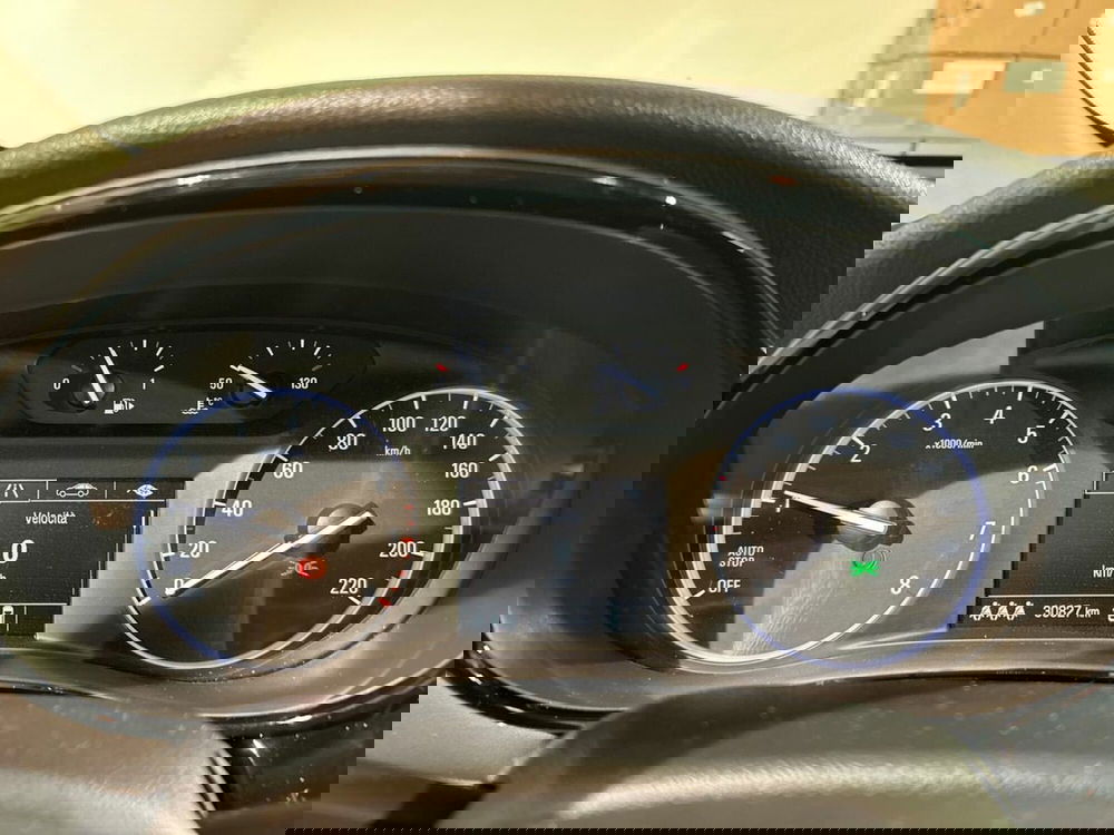 Opel Mokka usata a Lecco (9)