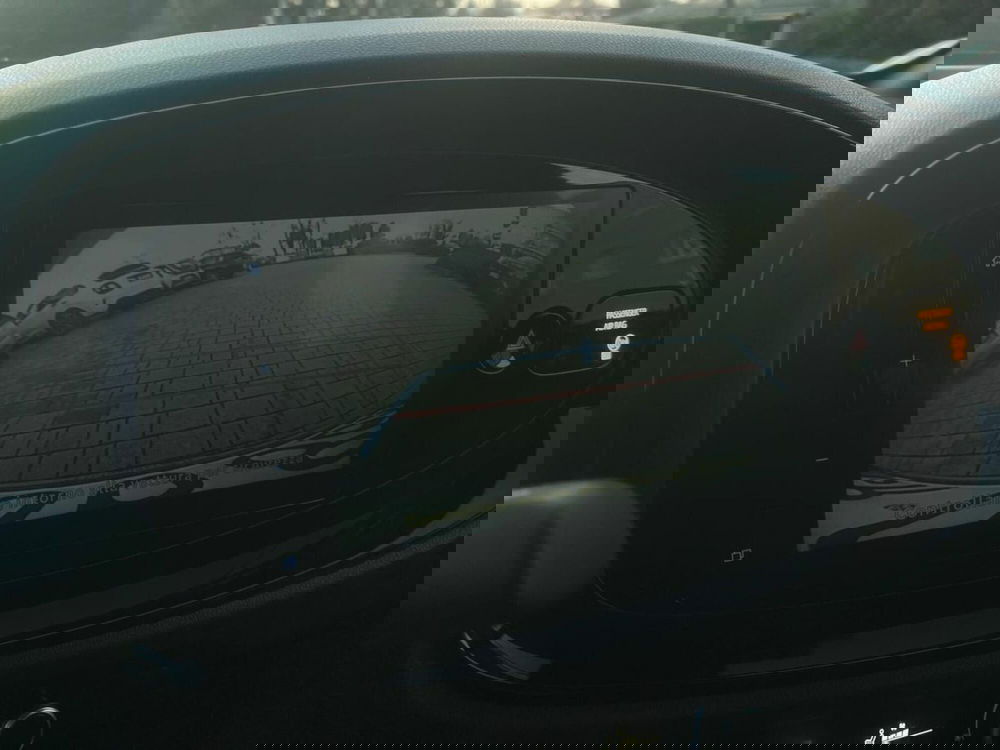 Toyota Aygo X usata a Lecco (16)