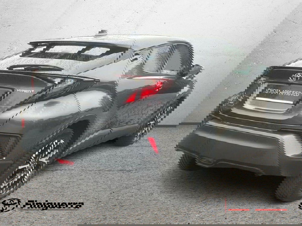 Toyota Toyota C-HR usata a Lecco (5)