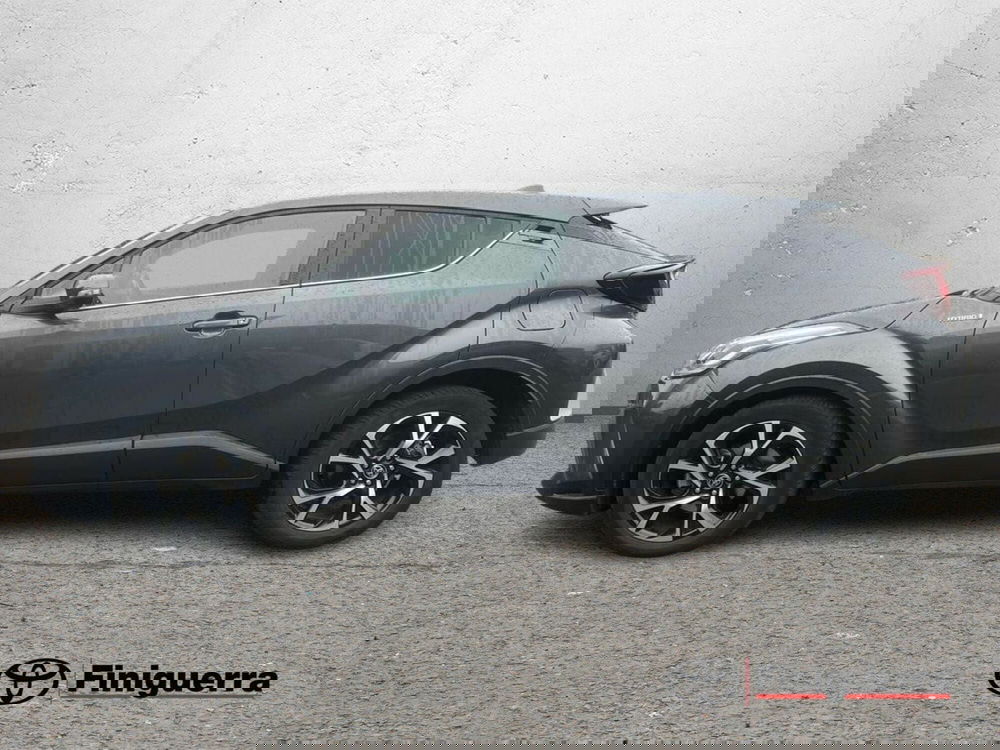 Toyota Toyota C-HR usata a Lecco (7)