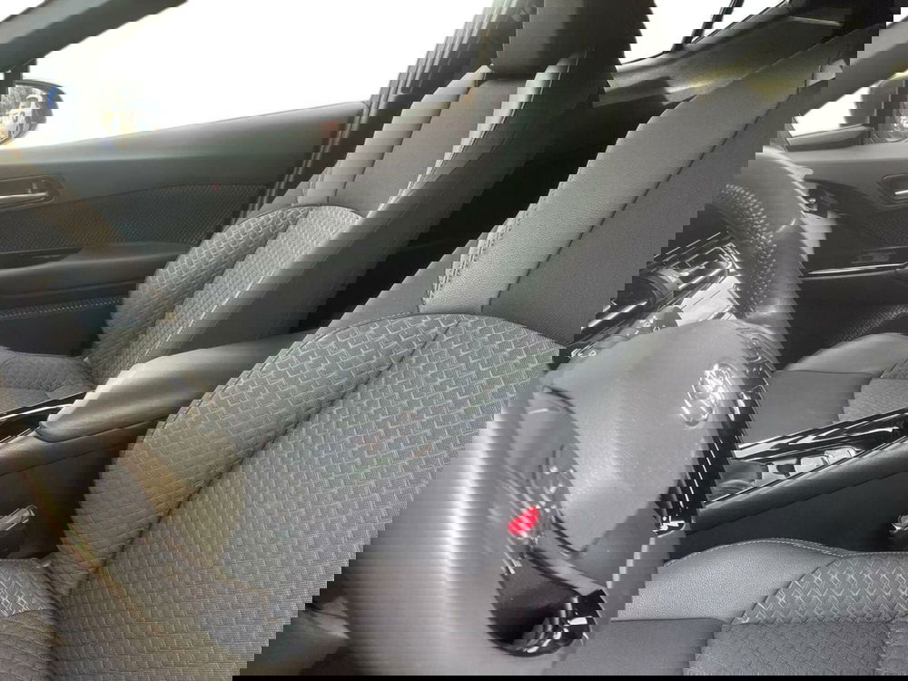 Toyota Toyota C-HR usata a Lecco (11)