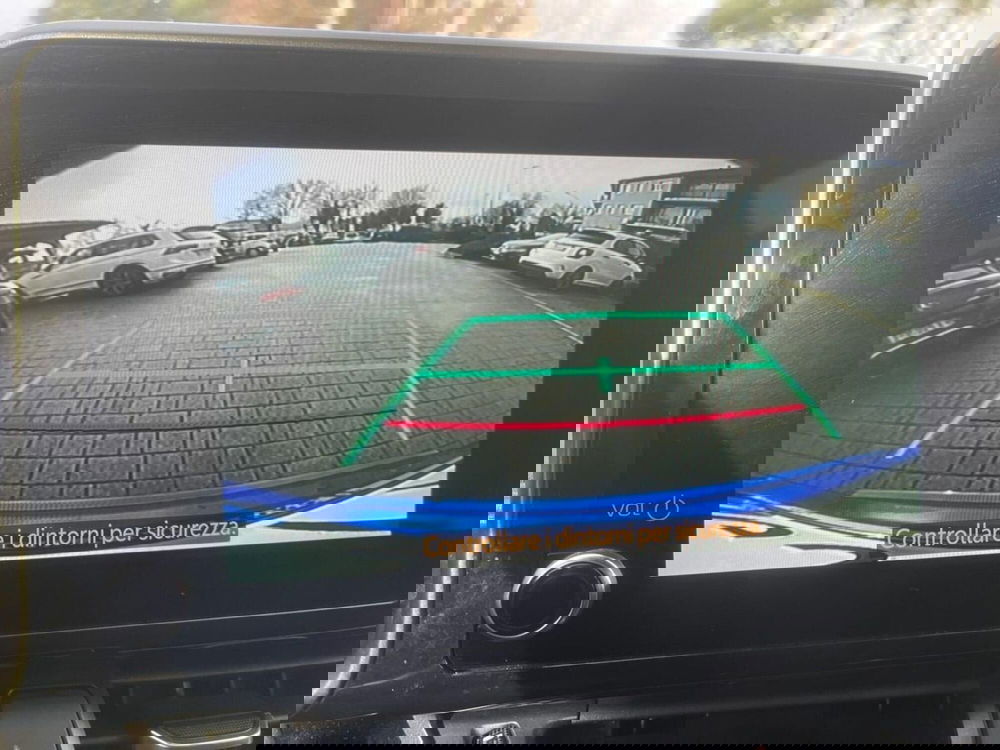 Toyota Toyota C-HR usata a Lecco (15)