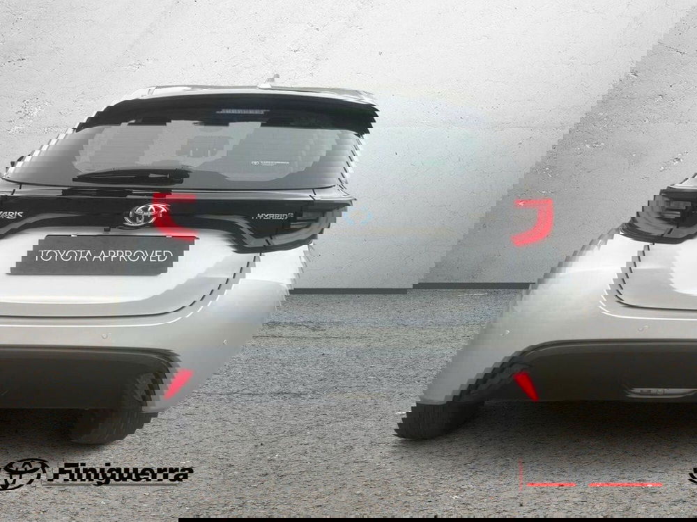 Toyota Yaris usata a Lecco (4)