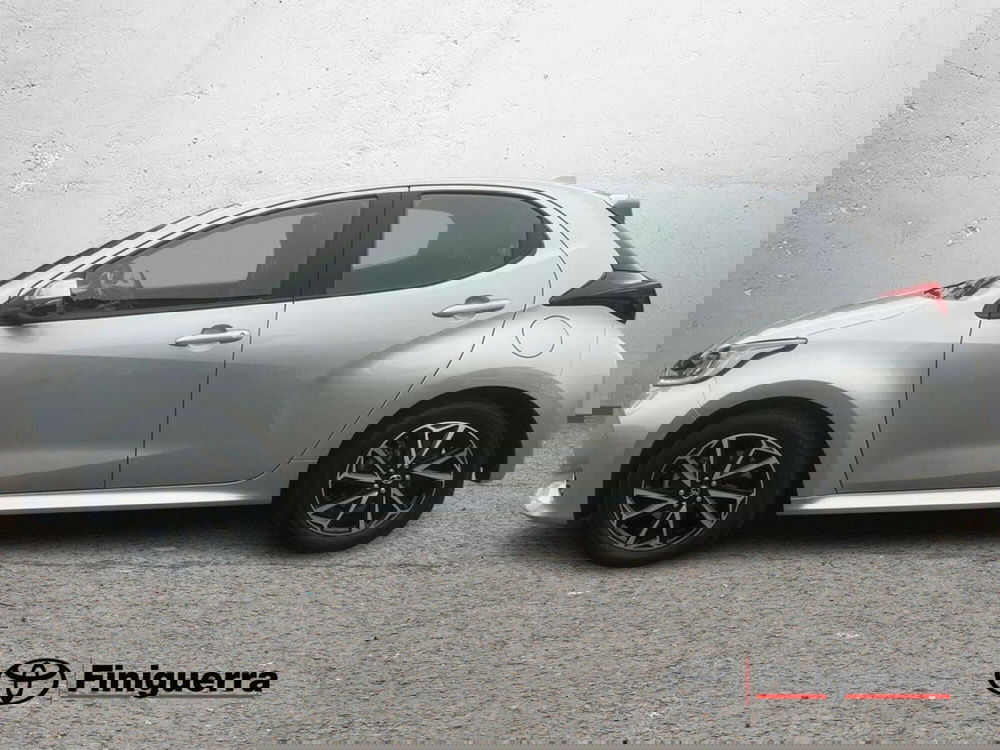 Toyota Yaris usata a Lecco (7)