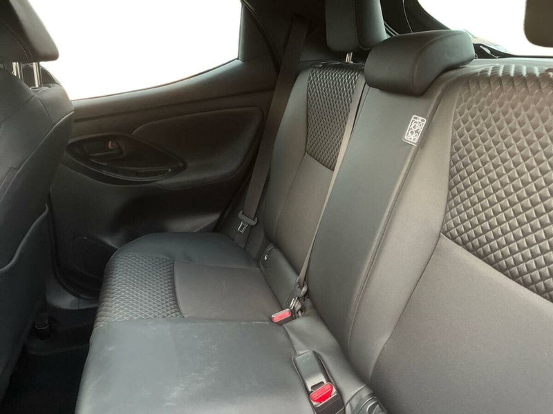 Toyota Yaris usata a Lecco (12)