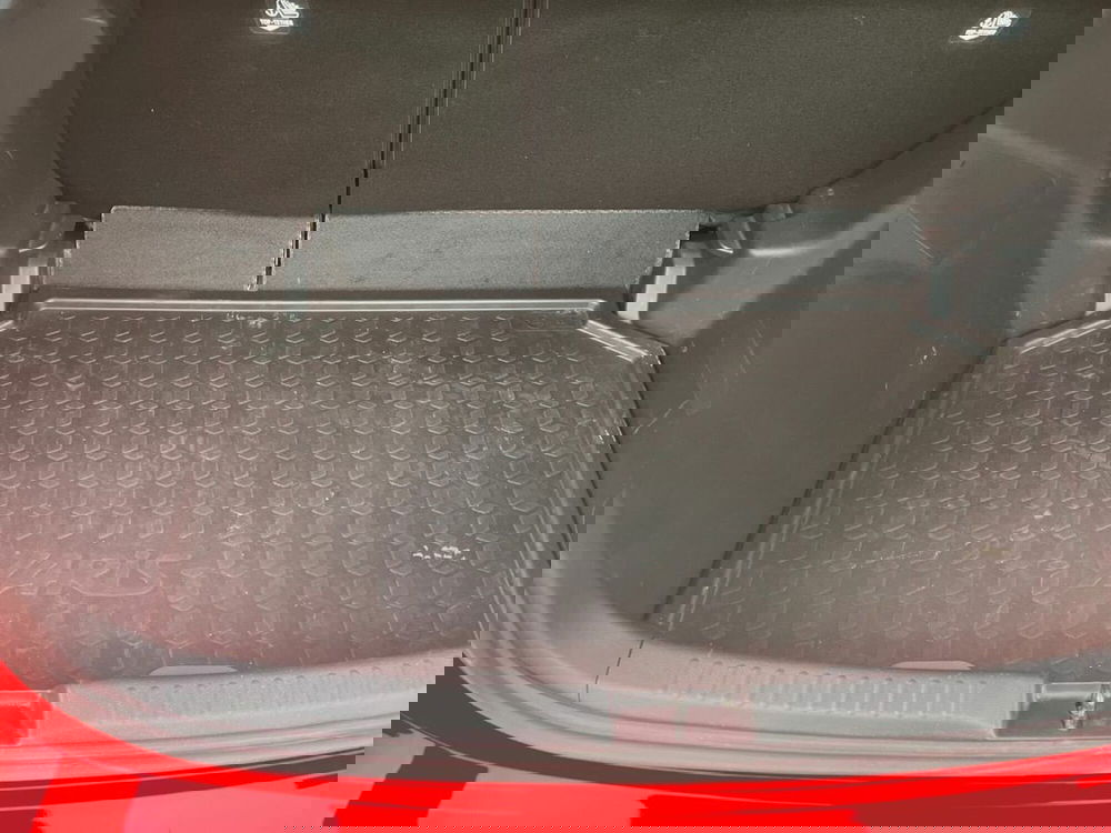 Toyota Yaris usata a Lecco (13)