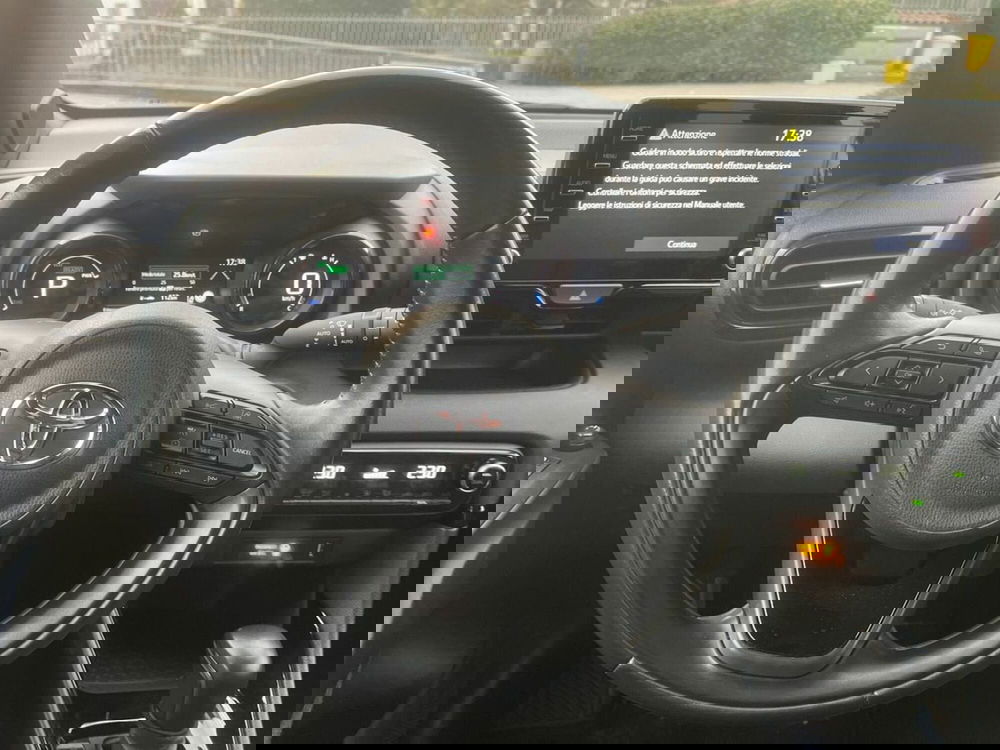 Toyota Yaris usata a Lecco (15)