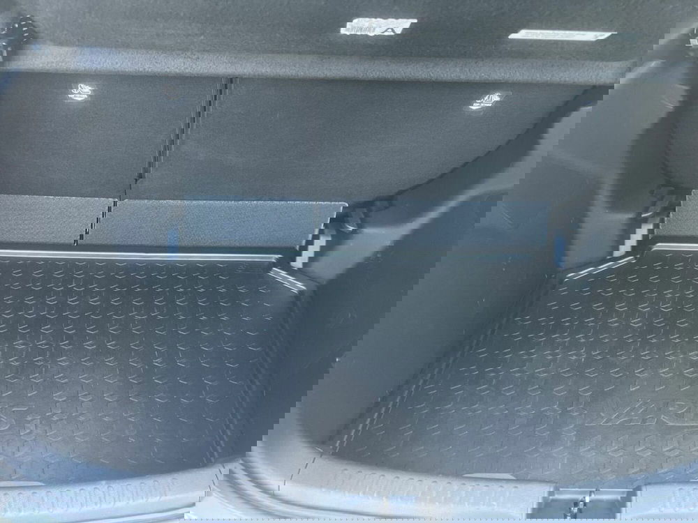 Toyota Yaris usata a Lecco (13)