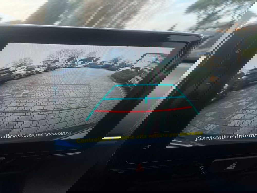 Toyota Yaris Cross usata a Lecco (17)