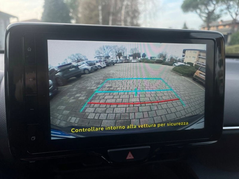 Toyota Yaris Cross usata a Lecco (17)