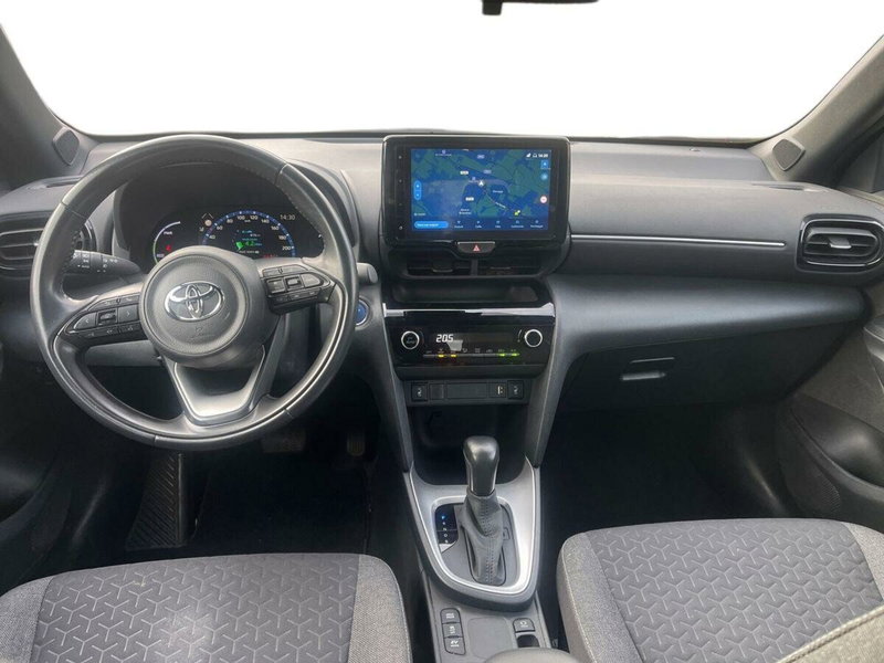 Toyota Yaris Cross usata a Lecco (9)