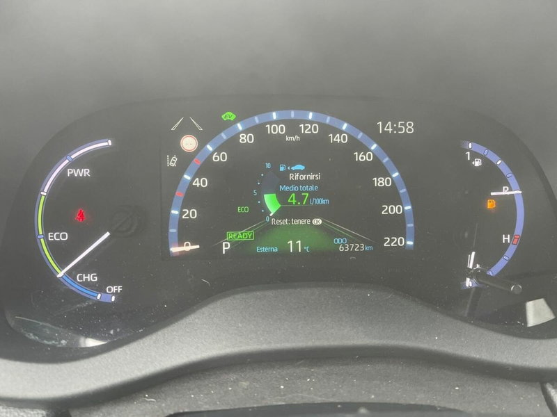 Toyota Yaris Cross usata a Lecco (10)