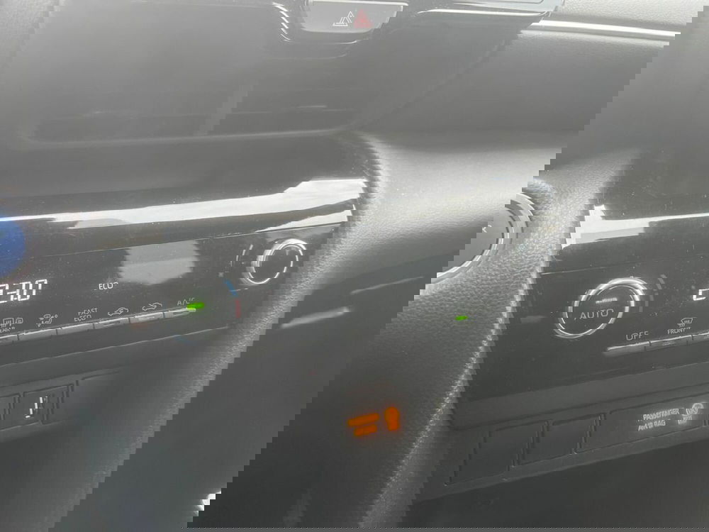 Toyota Yaris Cross usata a Lecco (14)