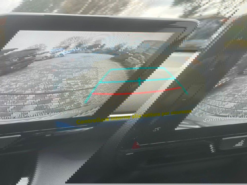 Toyota Yaris Cross usata a Lecco (16)