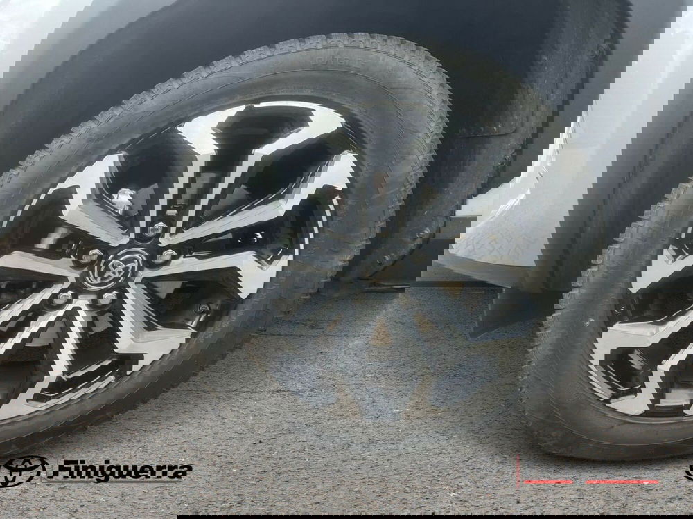 Toyota Yaris Cross usata a Lecco (8)