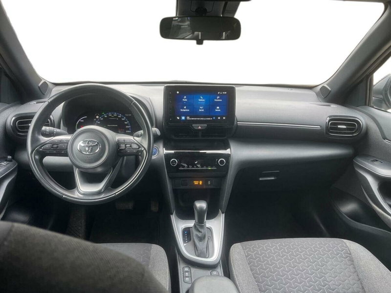 Toyota Yaris Cross usata a Lecco (9)