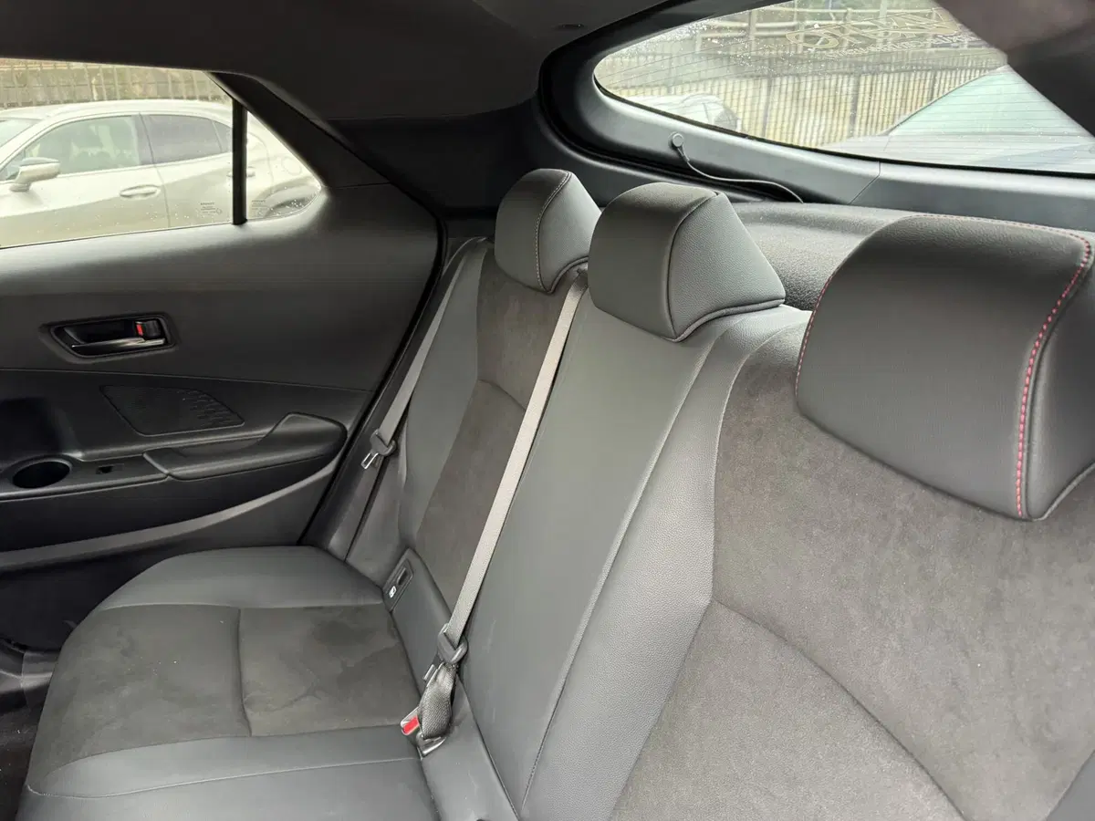 Toyota Toyota C-HR usata a Como (7)