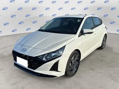 Hyundai i20 1.0 t-gdi Connectline mt nuova a Lucca