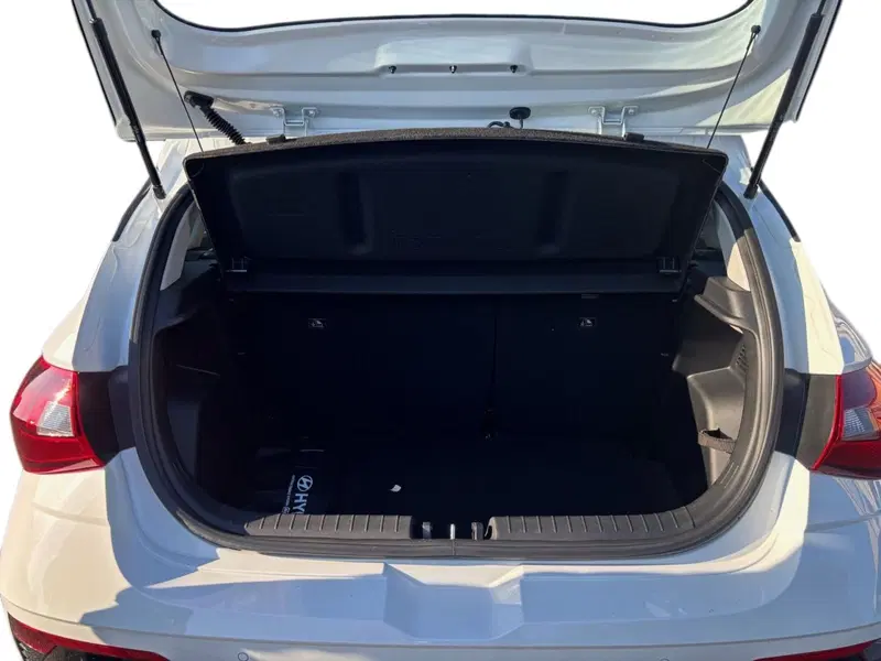 Hyundai i20 nuova a Lucca (10)