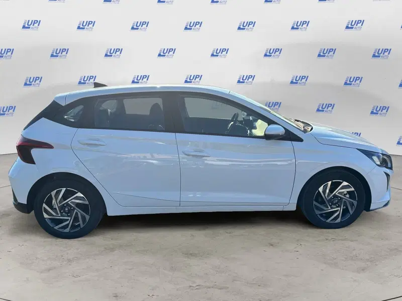Hyundai i20 nuova a Lucca (6)