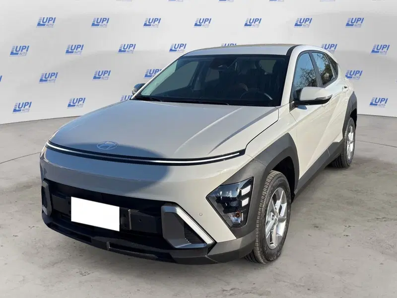 Hyundai Kona nuova a Lucca