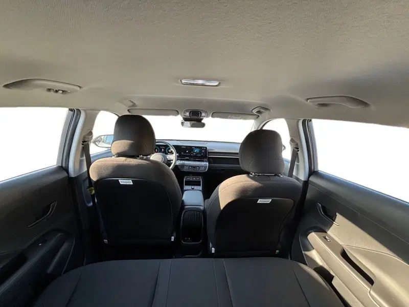 Hyundai Kona nuova a Lucca (11)