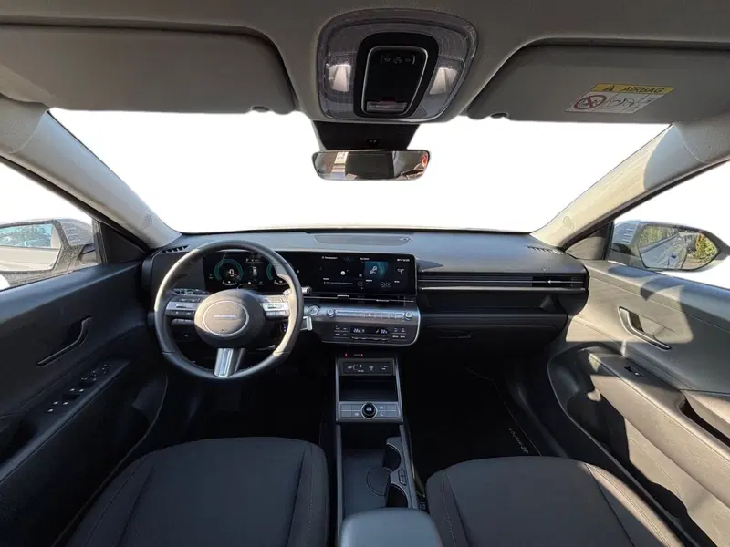 Hyundai Kona nuova a Lucca (12)
